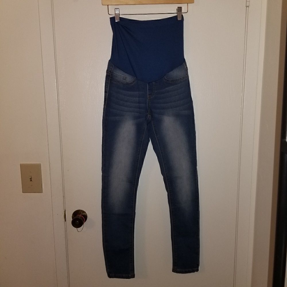 Angel kiss Maternity jeans.  